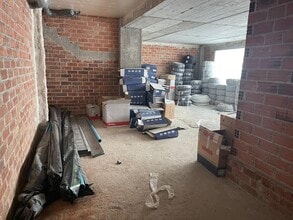 Retail in Barcelona, Barcelona to rent Interior Photo- Image 2 of 10