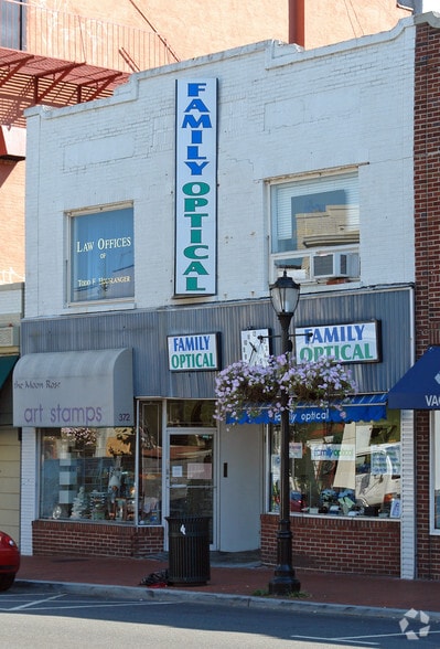 372-374 New York Ave, Huntington, NY to rent - Building Photo - Image 2 of 3