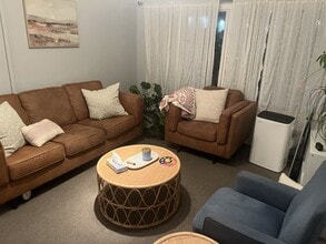 2100 N Sepulveda Blvd, Manhattan Beach, CA to rent Interior Photo- Image 2 of 4