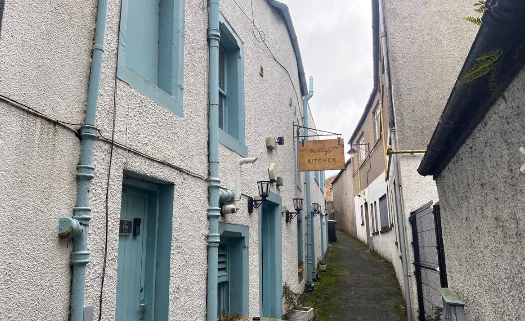 3A The Cross, Cupar to rent Primary Photo- Image 1 of 5