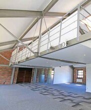 Ashley Ln, Shipley to rent Interior Photo- Image 2 of 2