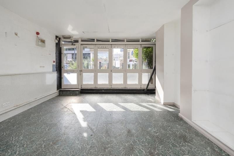 564 Kings Rd, London to rent Interior Photo- Image 1 of 4