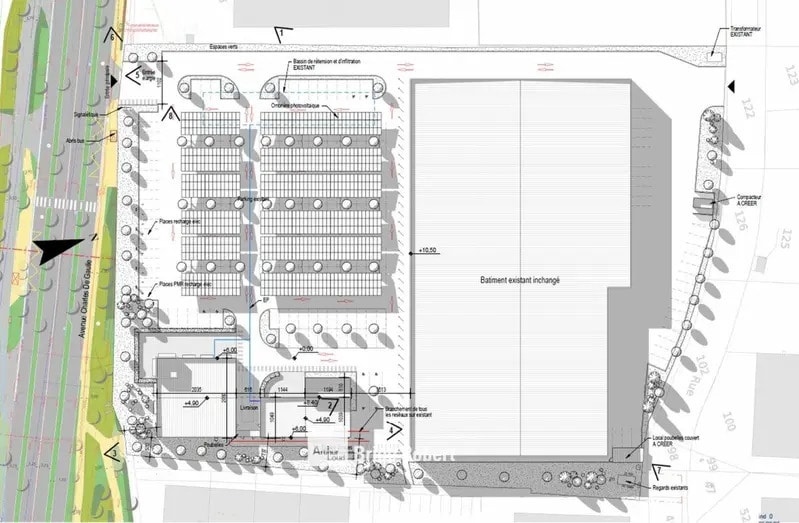 148 Route Nationale 6, Saint-Bonnet-de-Mure to rent - Building Photo - Image 2 of 3