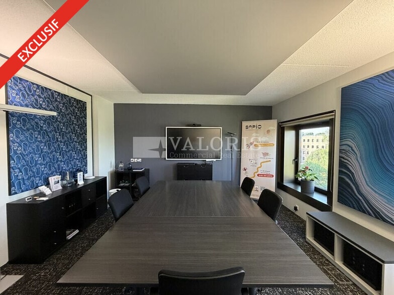 3 Allée Claude Debussy, Écully for sale - Interior Photo - Image 2 of 13