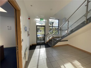 Cranmore Dr, Solihull for rent Interior Photo- Image 2 of 6