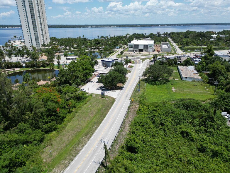 1211 Seabord St, Fort Myers, FL for sale - Aerial - Image 3 of 15