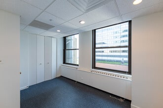 180 N Michigan Ave, Chicago, IL to rent Building Photo- Image 2 of 3