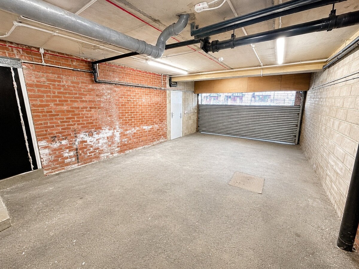 176-200 Portland Rd, Newcastle Upon Tyne, TWR NE2 1DJ - Unit 176 -  - Interior Photo - Image 2 of 9