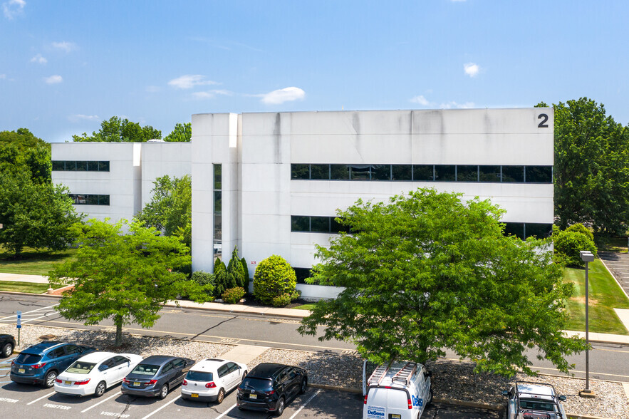 2 Industrial Way W, Eatontown, NJ for rent - Building Photo - Image 3 of 4