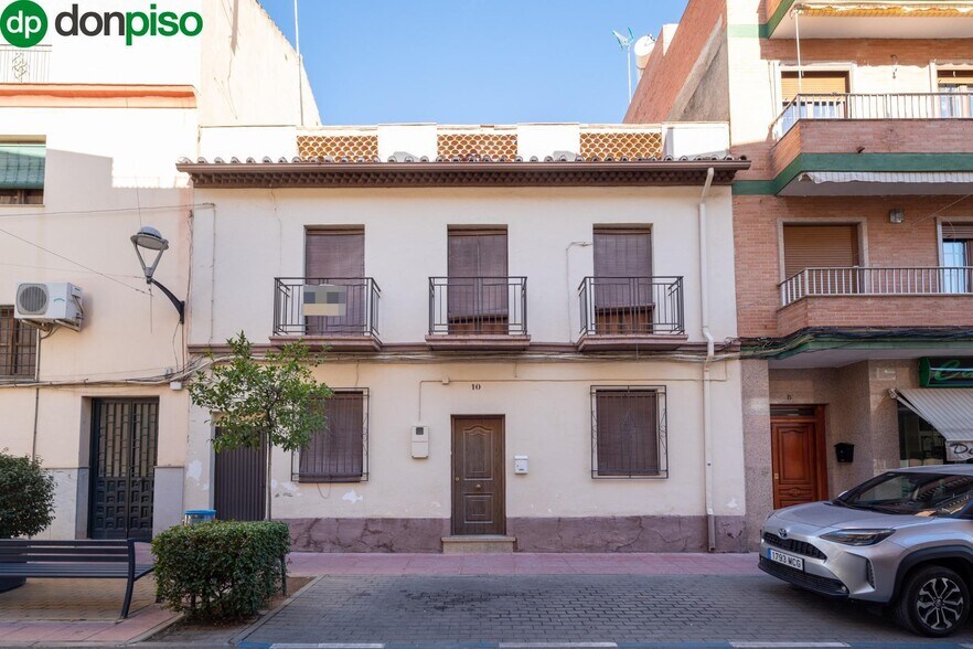 Calle San Ildefonso, 10, Peligros, Granada for sale - Building Photo - Image 2 of 29