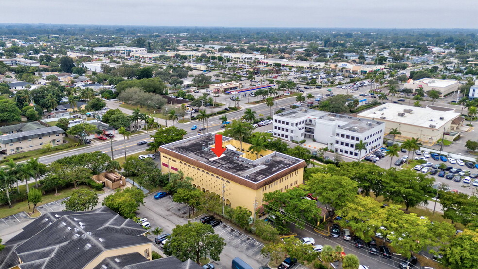 2889 10th Ave N, Lake Worth, FL for rent - Aerial - Image 3 of 33