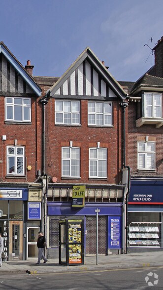 51 Green Ln, Northwood for sale - Primary Photo - Image 1 of 1