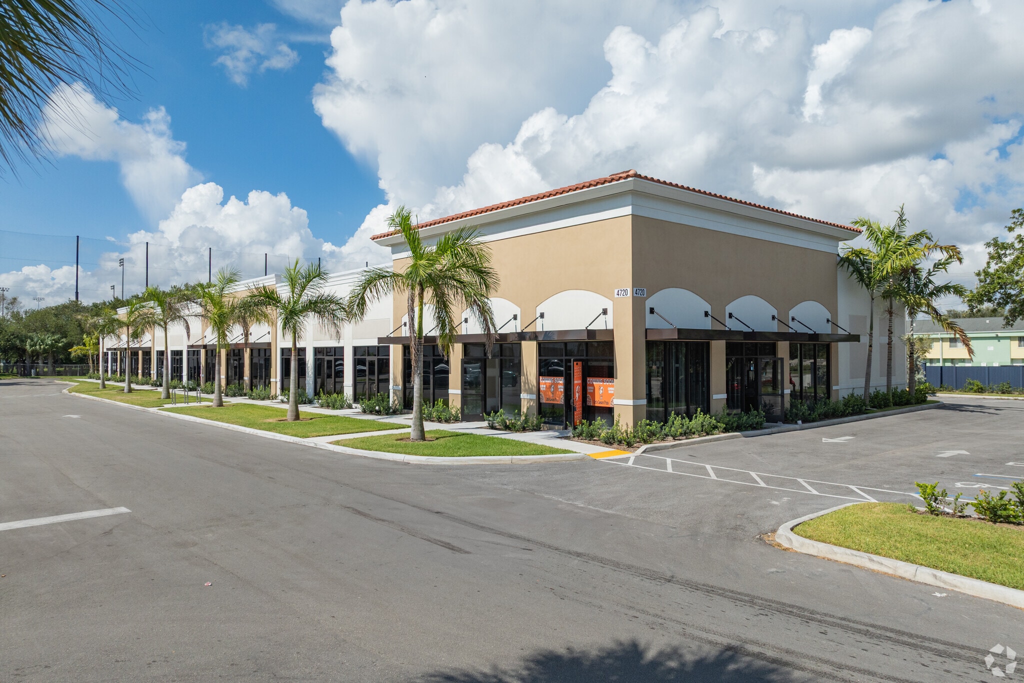 5335 N Military Trl, West Palm Beach, FL to rent Building Photo- Image 1 of 3