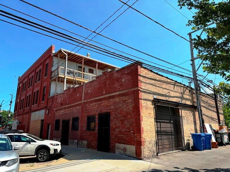 2653-2657 W Division St, Chicago, IL for sale - Building Photo - Image 3 of 11