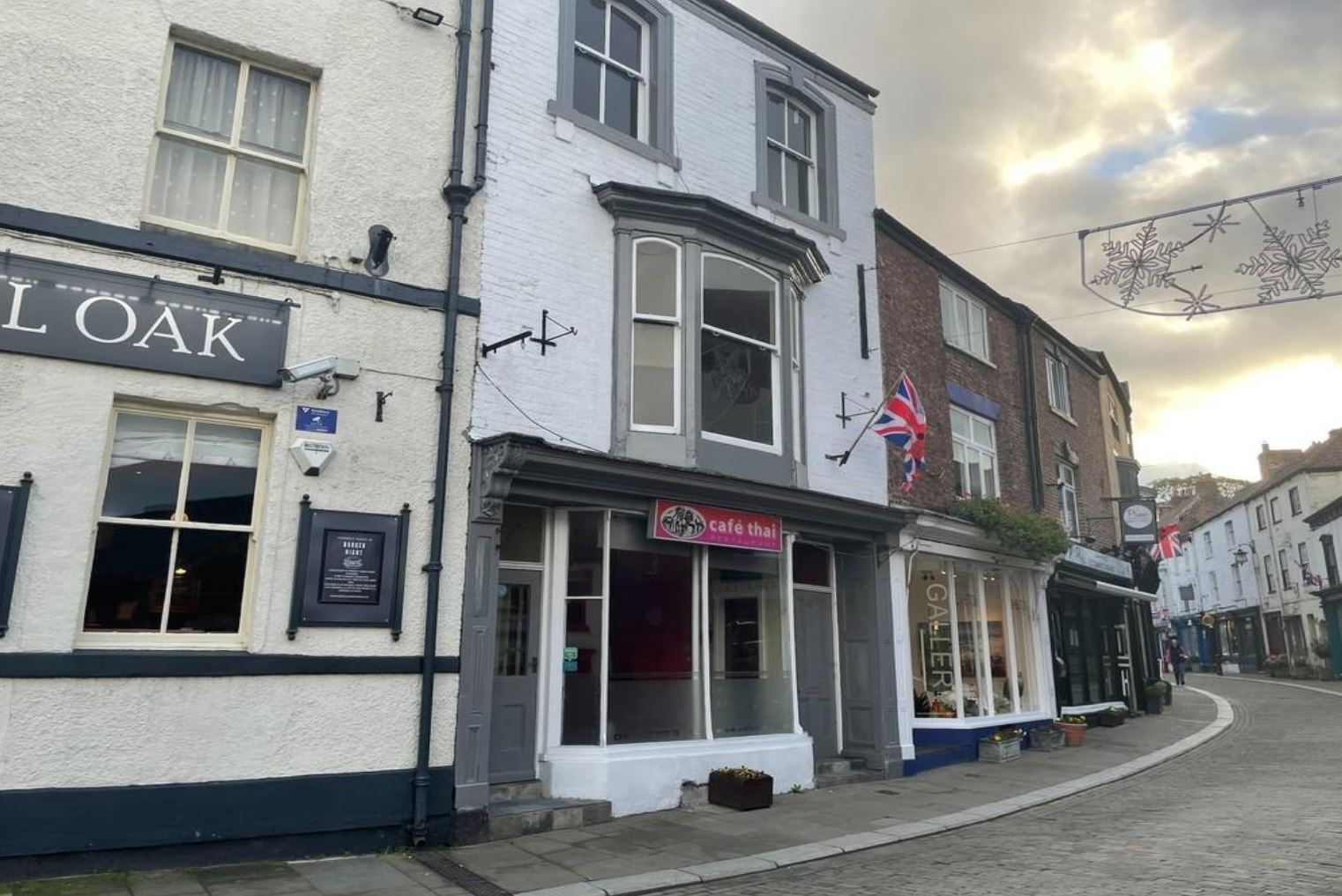 35 Kirkgate, Ripon for sale Primary Photo- Image 1 of 1