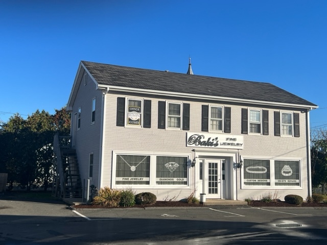 9-11 N Westfield St, Feeding Hills, MA for sale - Building Photo - Image 1 of 1