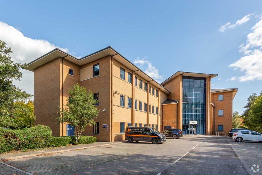 Malthouse Ave, Cardiff for rent - Building Photo - Image 1 of 26