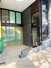 2623-2627 N Clark St, Chicago, IL to rent Building Photo- Image 2 of 13