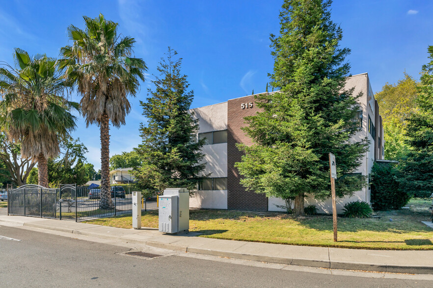 515 Michigan Blvd, West Sacramento, CA for rent - Building Photo - Image 3 of 92