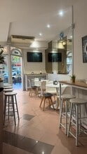 Retail in Reus, Tarragona to rent Interior Photo- Image 2 of 8