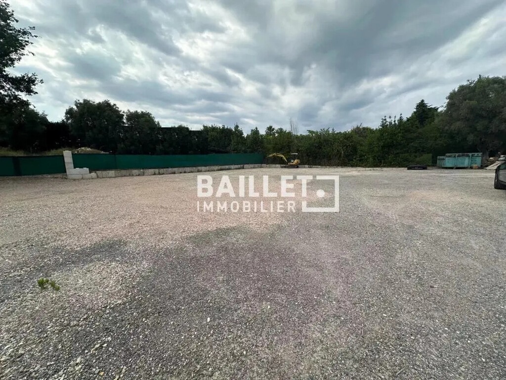 Location Terrain 1 500 m² - Photo 1