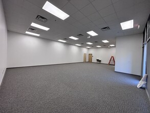 5775 Commerce Blvd, Alpharetta, GA for rent Building Photo- Image 1 of 6