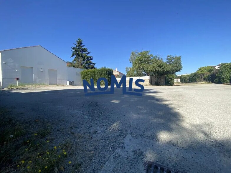 Office in Rezé to rent - Building Photo - Image 2 of 6