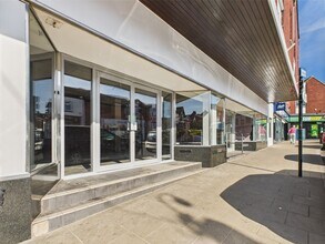 10 Swine Market, Nantwich to rent Building Photo- Image 2 of 3