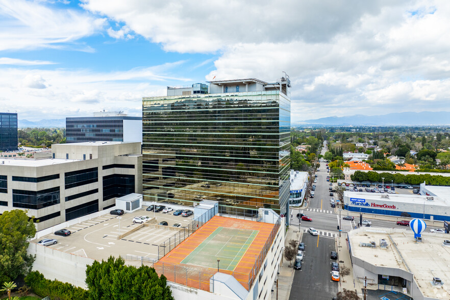 16000 Ventura Blvd, Encino, CA for rent - Building Photo - Image 3 of 11