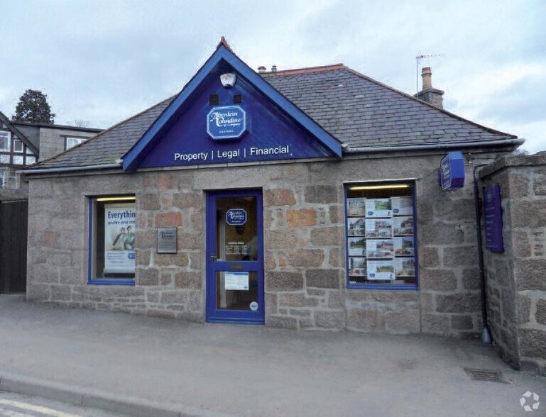 Station Sq, Aboyne AB34 5HX UK