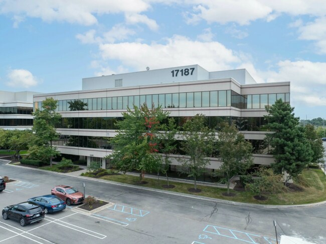 More details for 17187 N Laurel Park Dr, Livonia, MI - Office to Rent