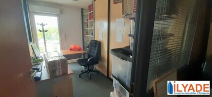 5 Allée Des Banquiers, Aix-en-Provence for sale Interior Photo- Image 2 of 2