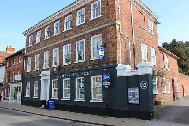 More details for 32 Bell St, Henley On Thames - Office to Rent
