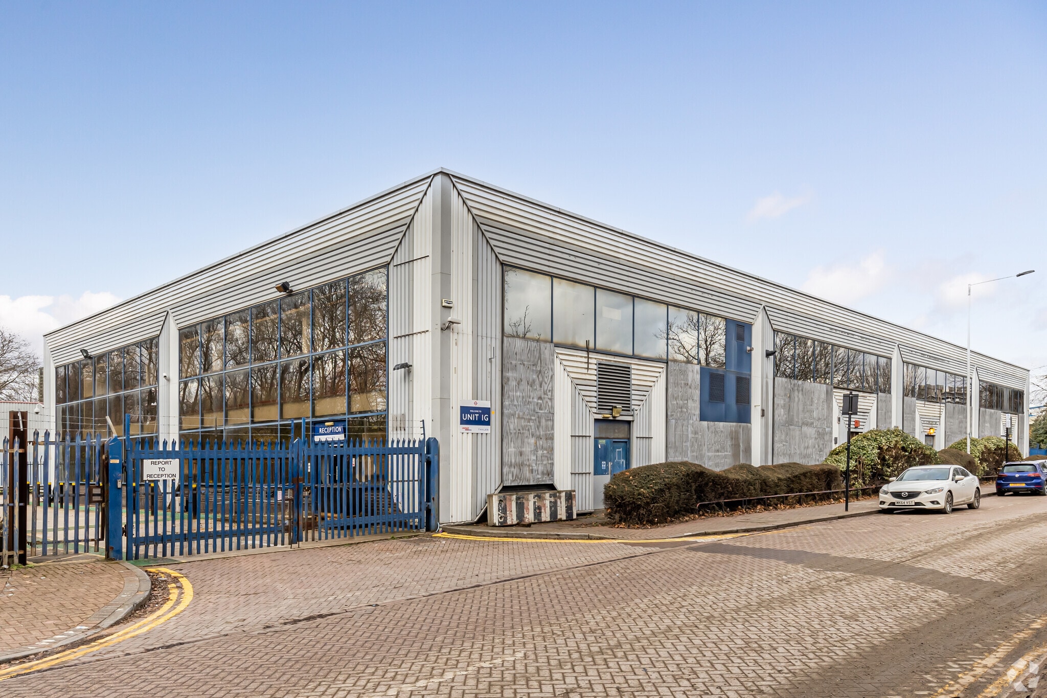 1G North Cres, London for sale Primary Photo- Image 1 of 1