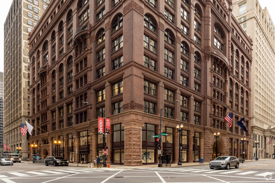 209 S LaSalle St, Chicago, IL for rent - Building Photo - Image 1 of 10