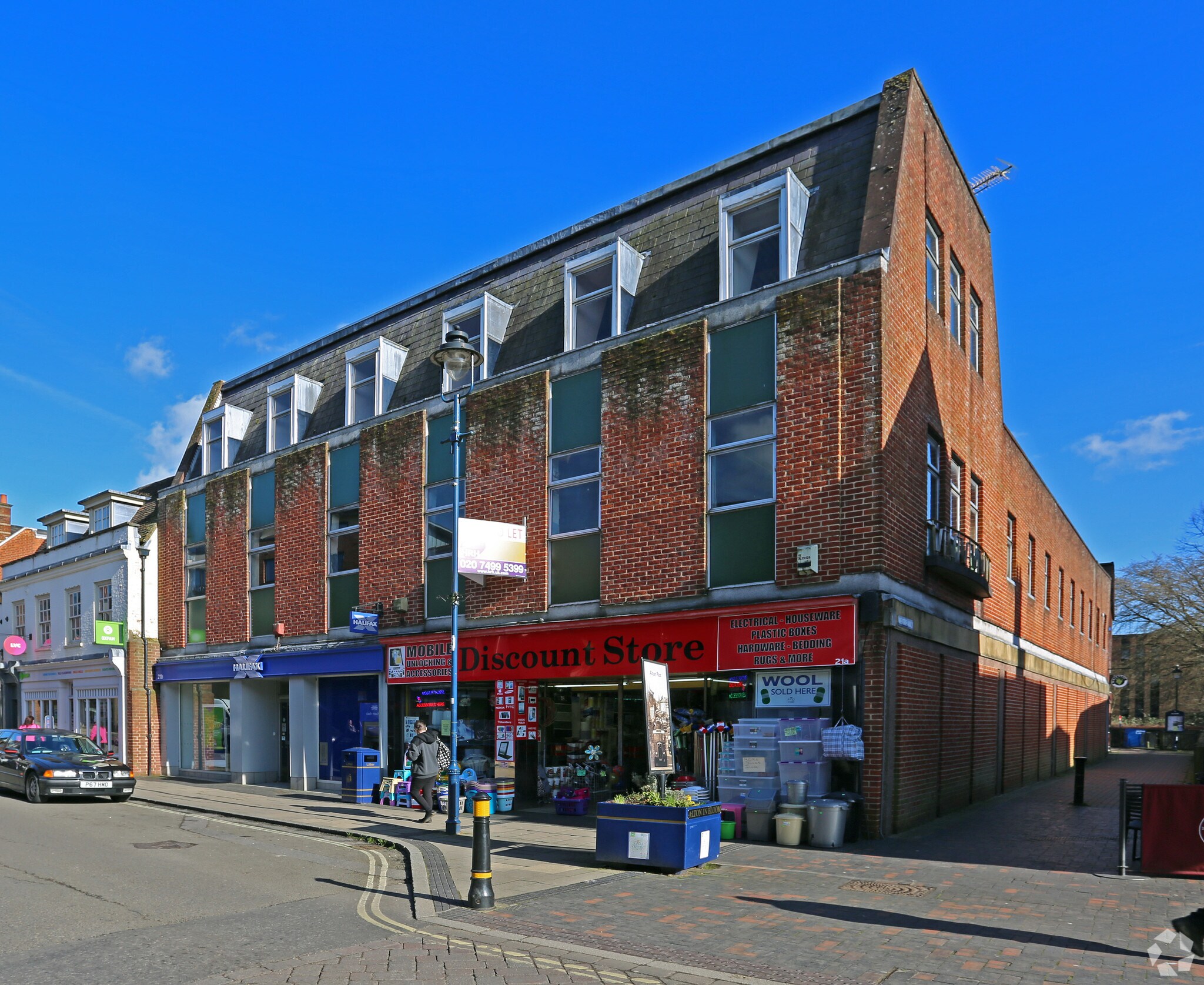 21A-21C High St, Alton for sale Primary Photo- Image 1 of 1