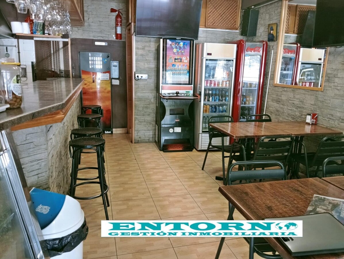 Santa Perpètua de Mogoda, BAR 08130 -  -  - Interior Photo - Image 1 of 11