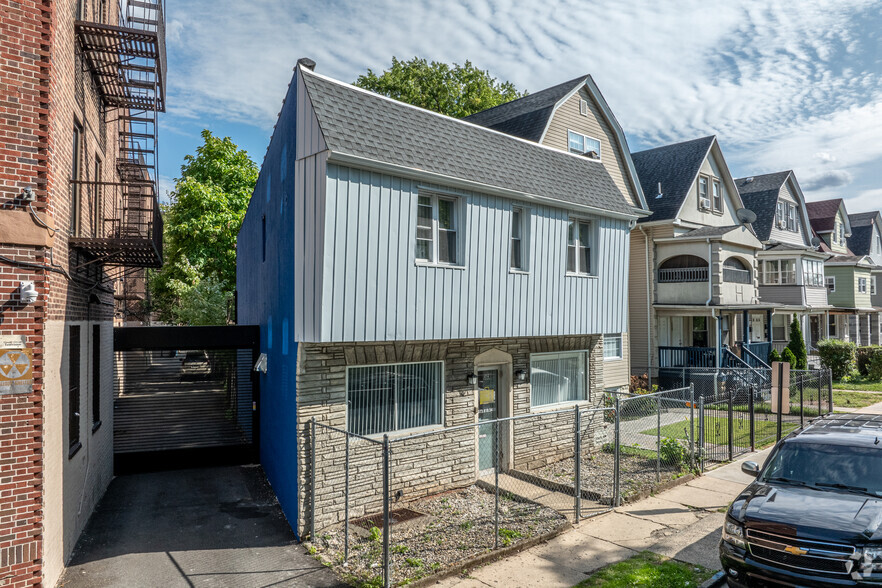 212 S Burnett St, East Orange, NJ for sale - Building Photo - Image 3 of 22