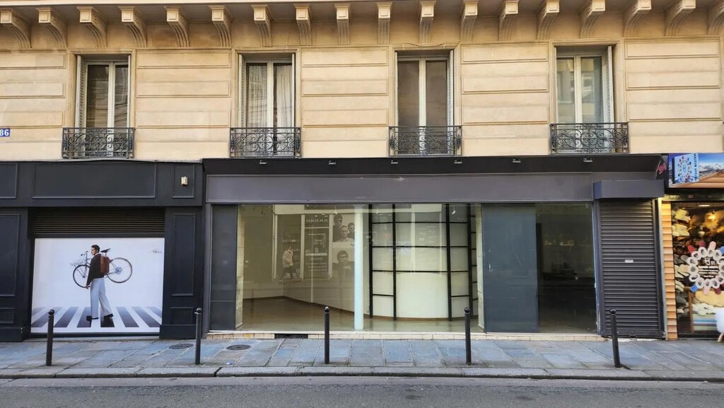 Location Commerce 58 m² - Photo 1