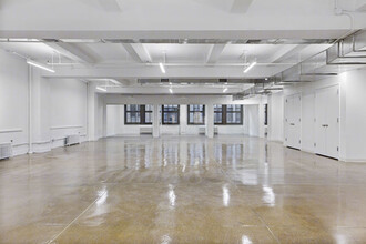 263 W 38th St, New York, NY for rent Building Photo- Image 1 of 5