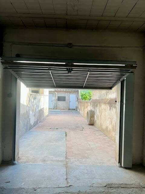 Retail in Sabadell, Barcelona to rent Interior Photo- Image 1 of 15