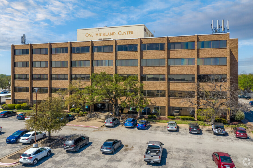 314 E Highland Mall Blvd, Austin, TX for rent - Building Photo - Image 1 of 7