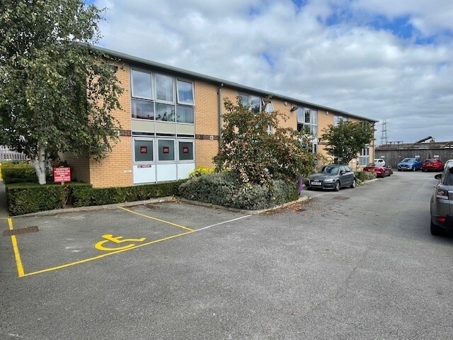 Millfield Ln, York to rent Primary Photo- Image 1 of 2