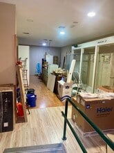 Retail in Fuenlabrada, Madrid to rent Interior Photo- Image 2 of 5