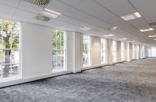 Wellington St, Cheltenham to rent Interior Photo- Image 1 of 3