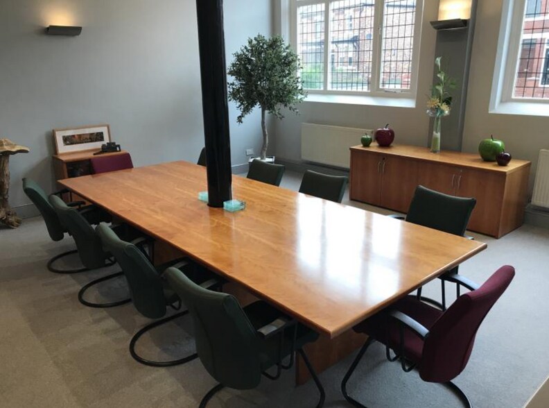 361 Ormskirk Rd, Wigan to rent - Interior Photo - Image 2 of 5