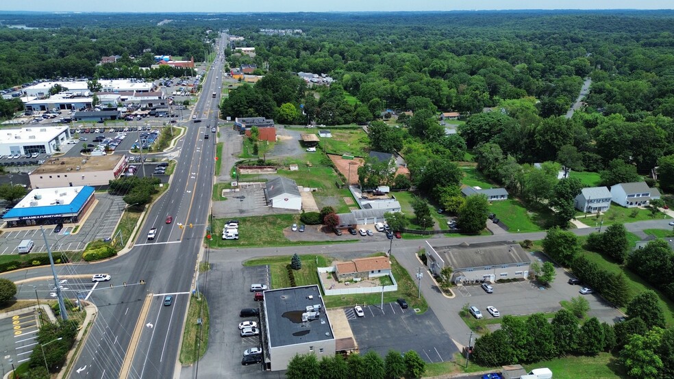 Three Buildings On US-28 in Manassas portfolio of 3 properties for sale on LoopNet.co.uk - Building Photo - Image 1 of 7