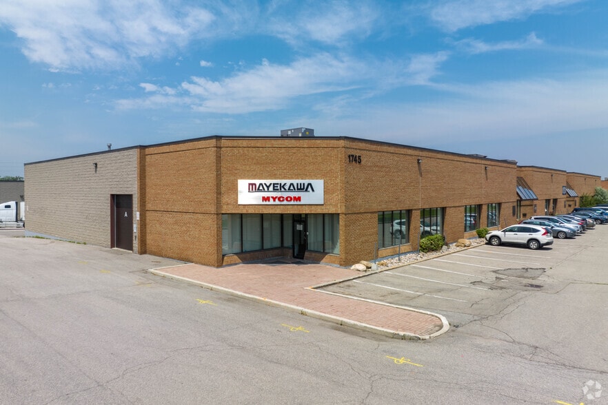 1745 Bonhill Rd, Mississauga, ON for sale - Primary Photo - Image 1 of 1