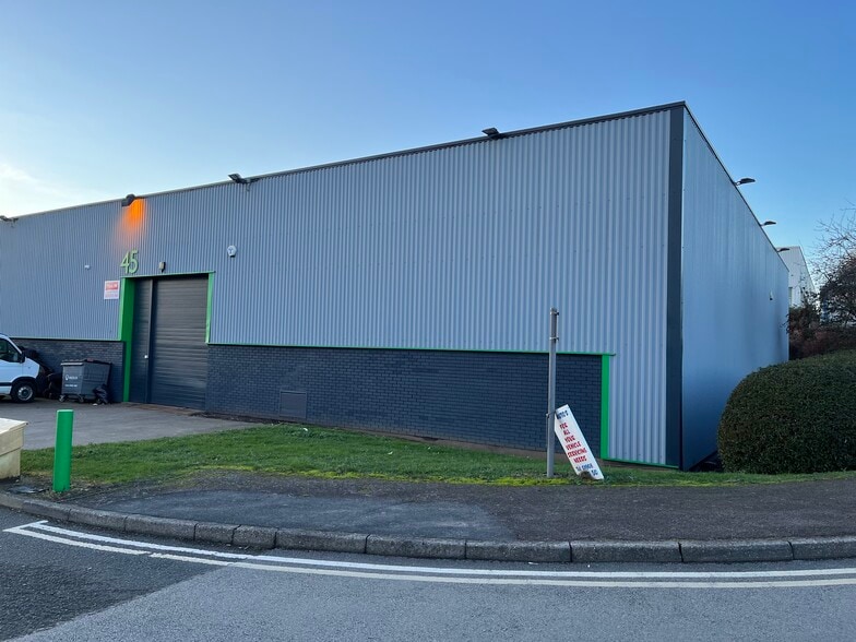 45-53 Potters Ln, Milton Keynes to rent - Building Photo - Image 2 of 42