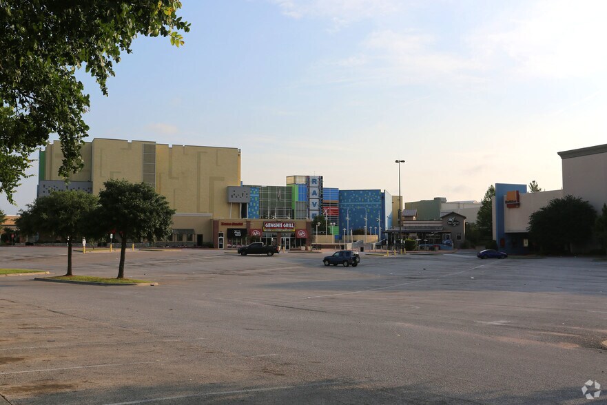 1101 Melbourne Rd, Hurst, TX for sale - Primary Photo - Image 1 of 1